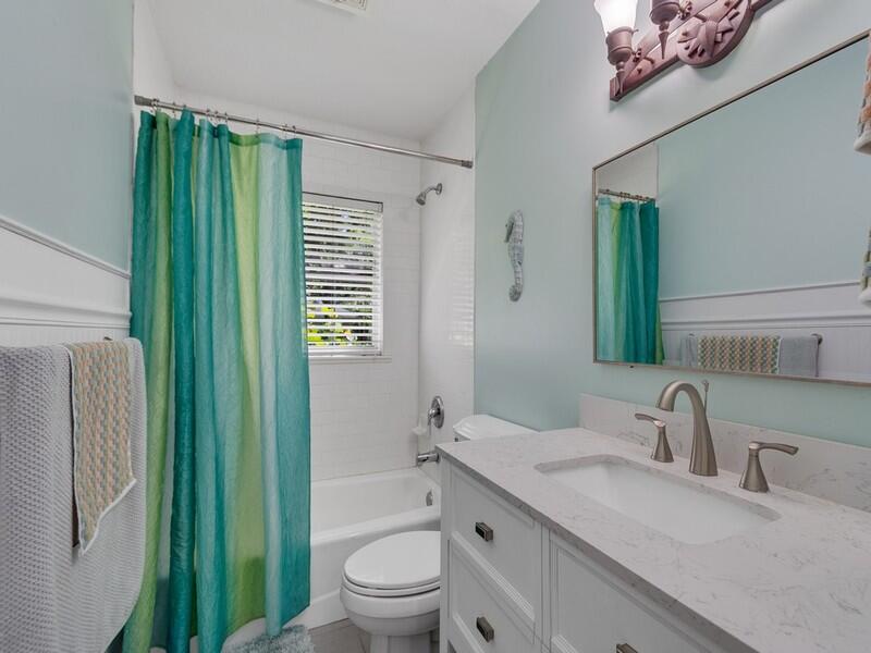 SHADY OAKS - Residential