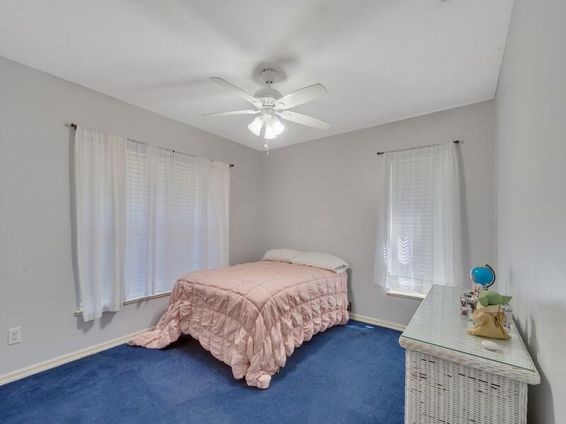 SHADY OAKS - Residential