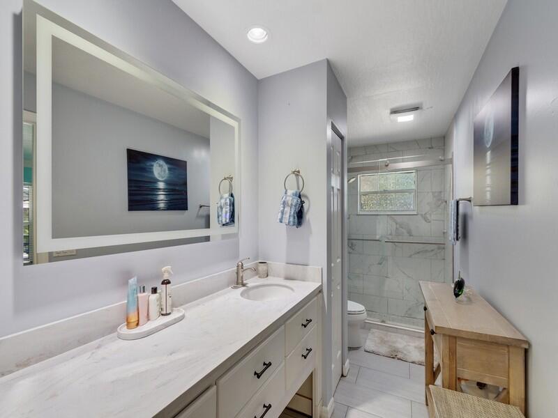 SHADY OAKS - Residential