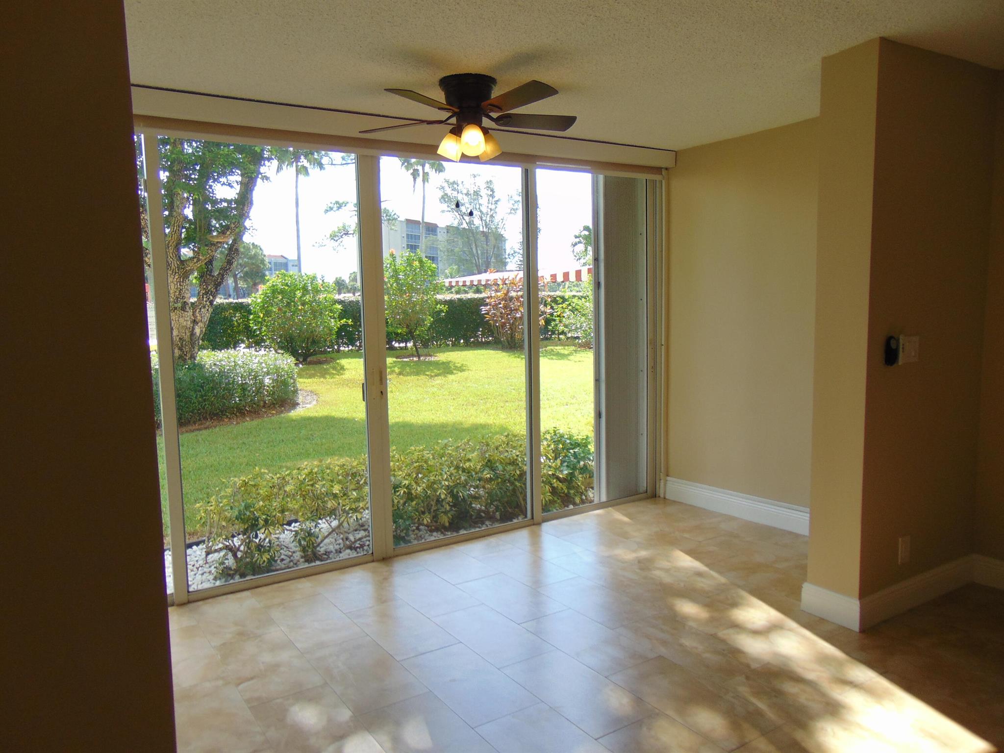 ESSEX AT POINCIANA CONDO - Residential Lease