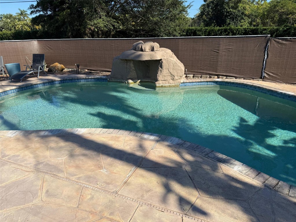 DAVIE WHISPERING PINES - Residential