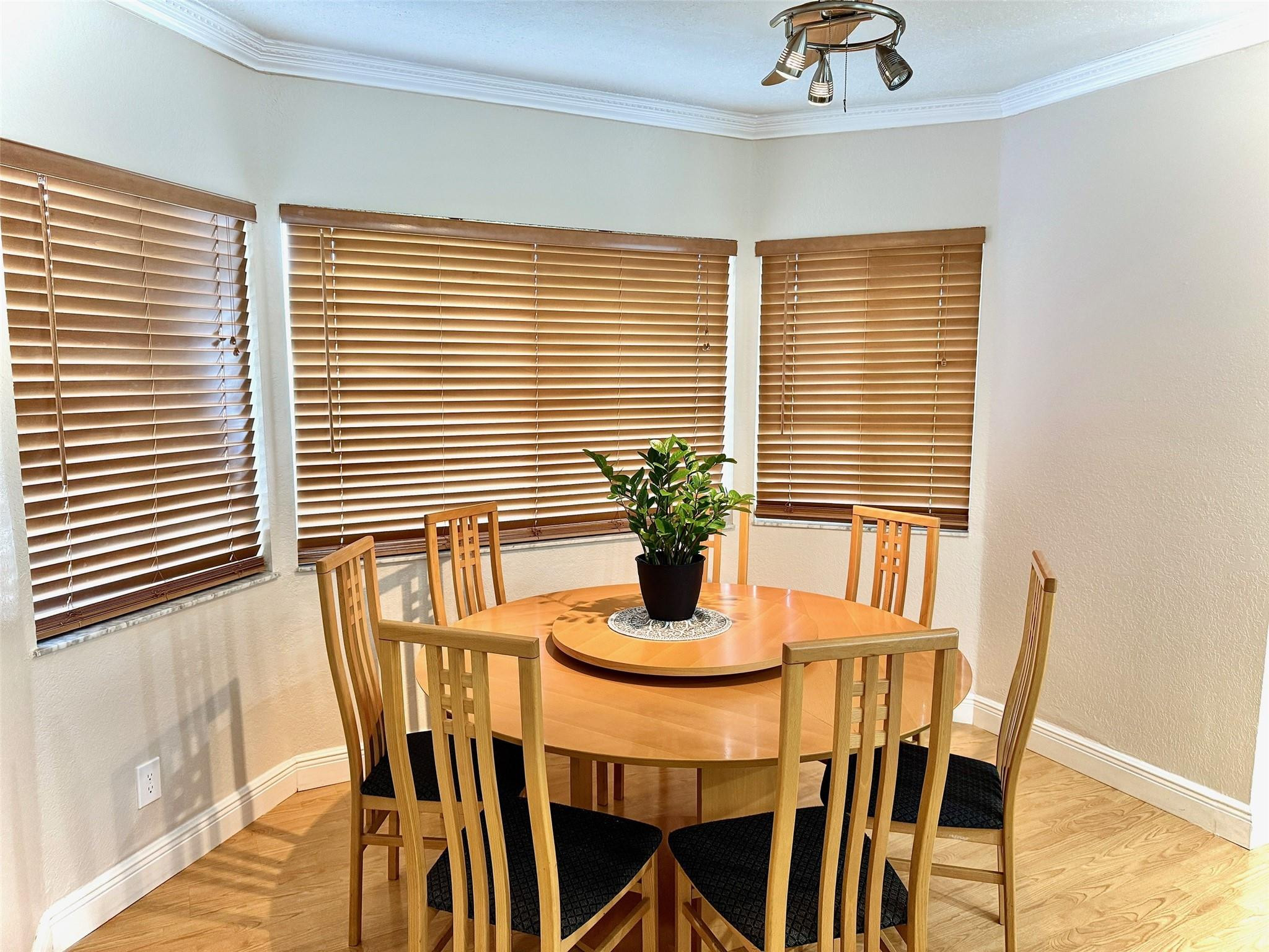 DAVIE WHISPERING PINES - Residential