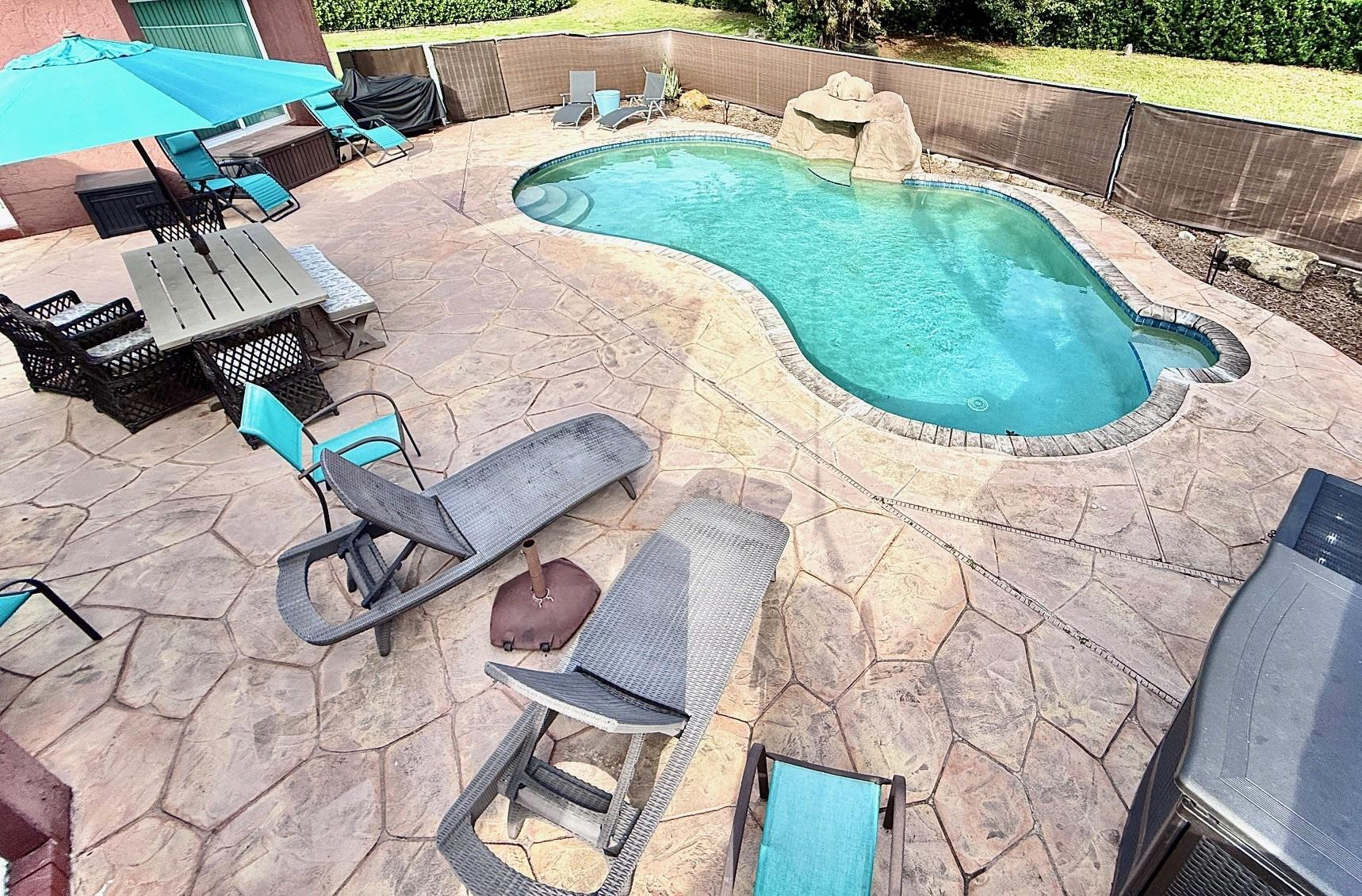 DAVIE WHISPERING PINES - Residential