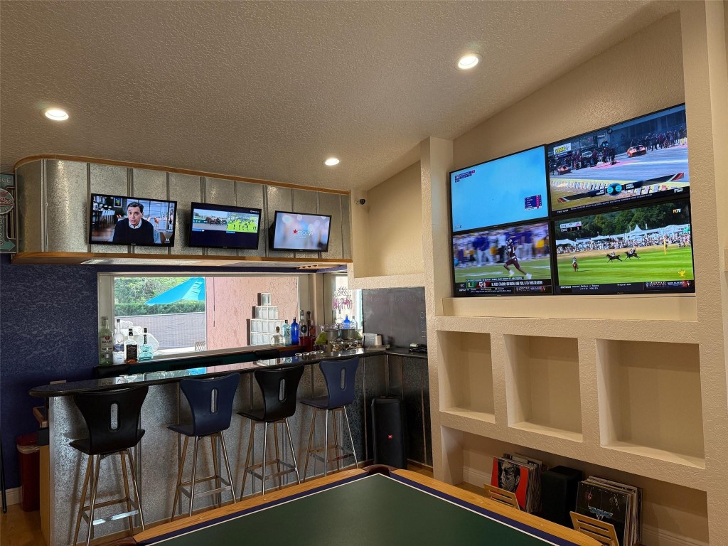 DAVIE WHISPERING PINES - Residential