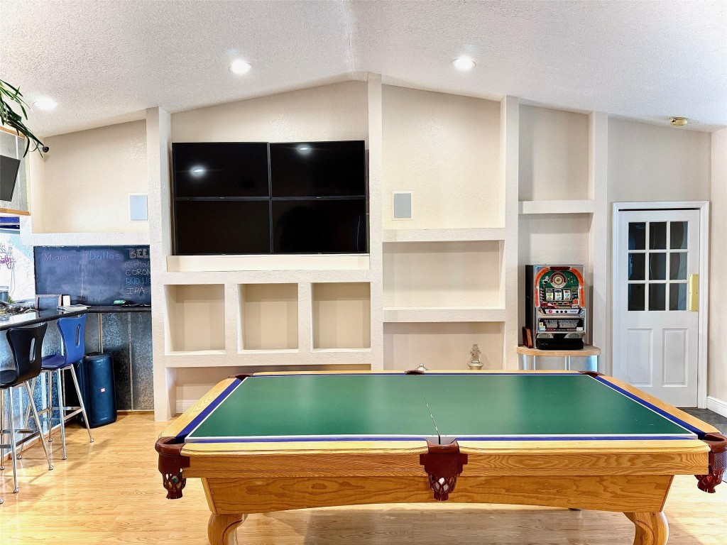 DAVIE WHISPERING PINES - Residential