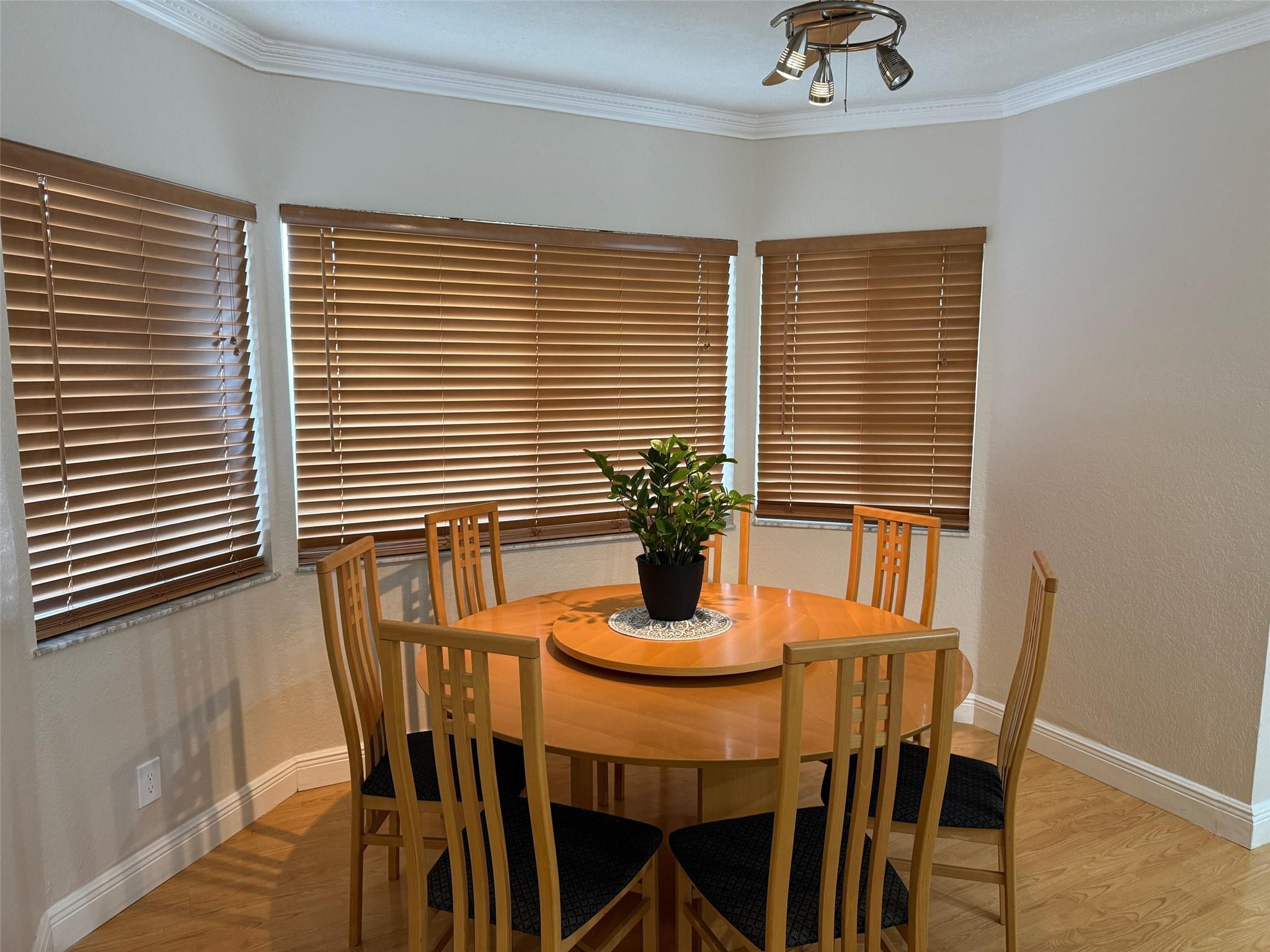 DAVIE WHISPERING PINES - Residential