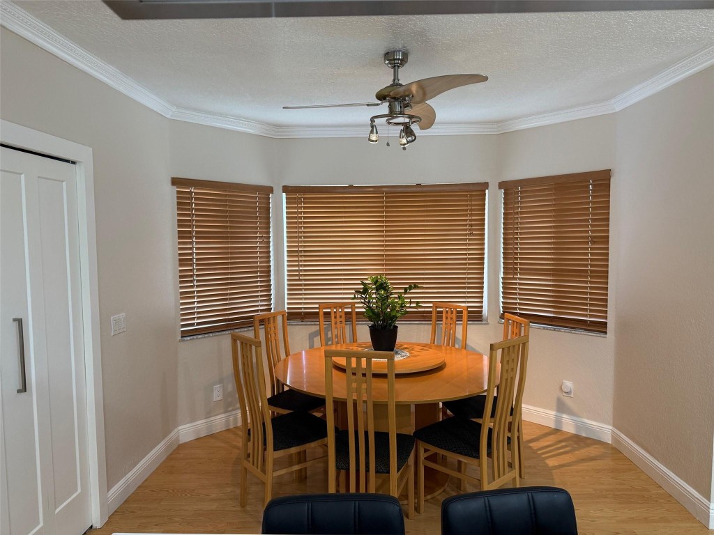 DAVIE WHISPERING PINES - Residential