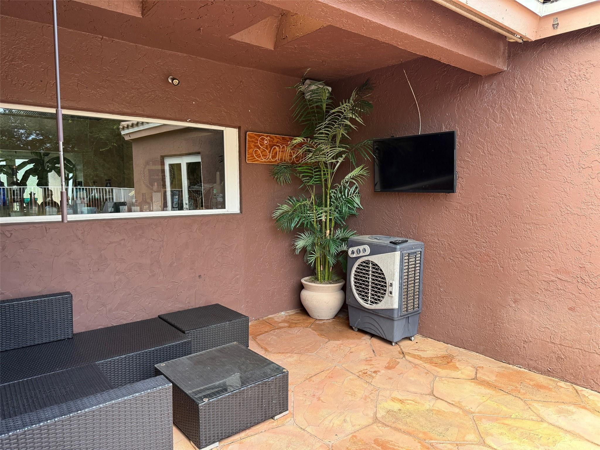 DAVIE WHISPERING PINES - Residential