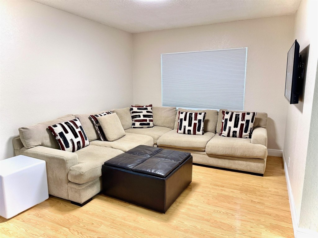 DAVIE WHISPERING PINES - Residential