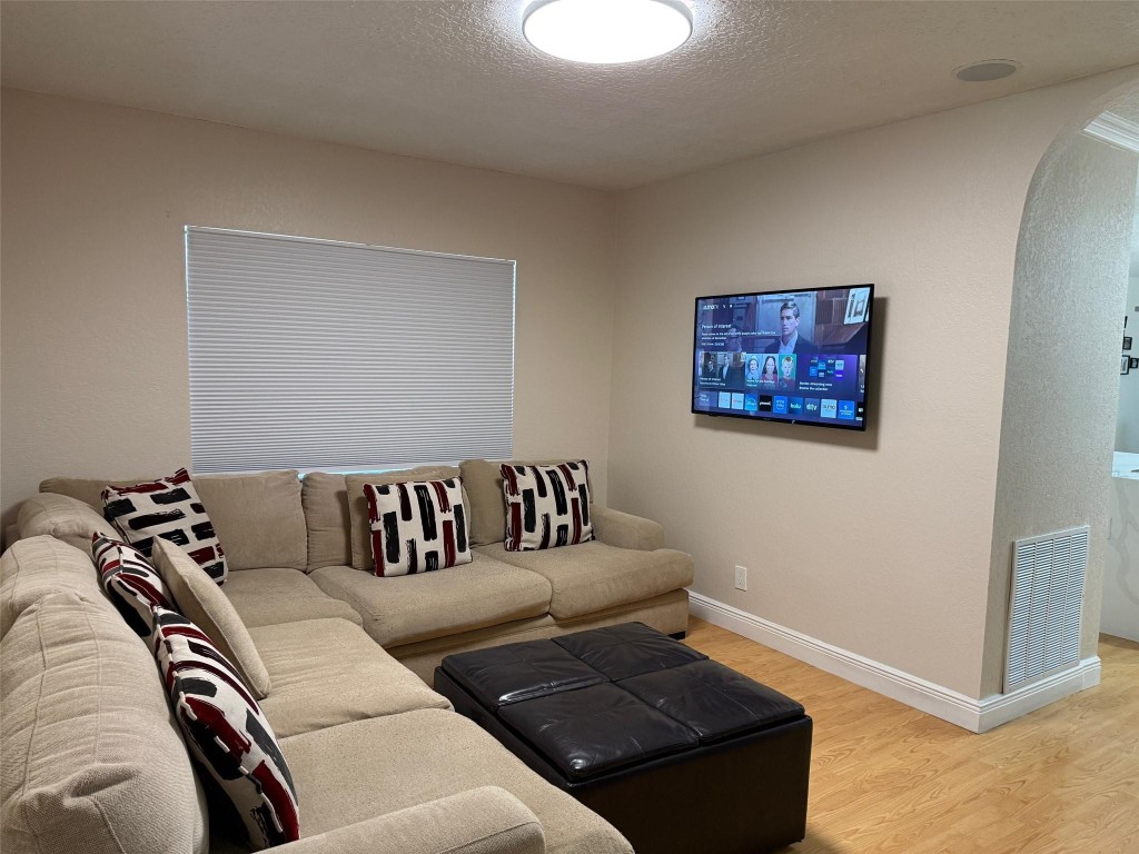 DAVIE WHISPERING PINES - Residential