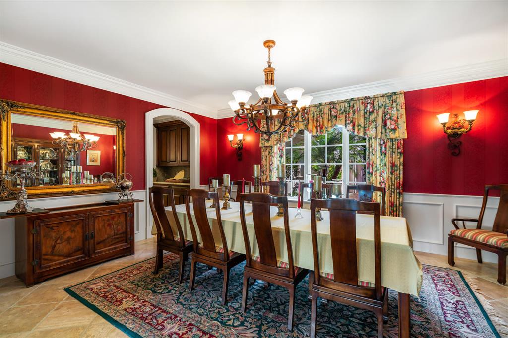 ADMIRALS COVE - Residential