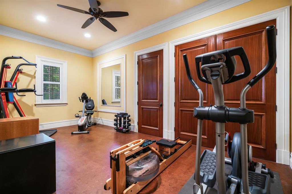 ADMIRALS COVE - Residential