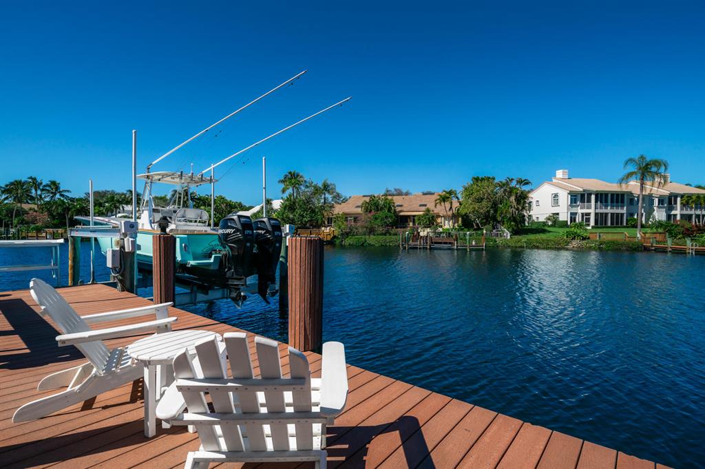 ADMIRALS COVE - Residential