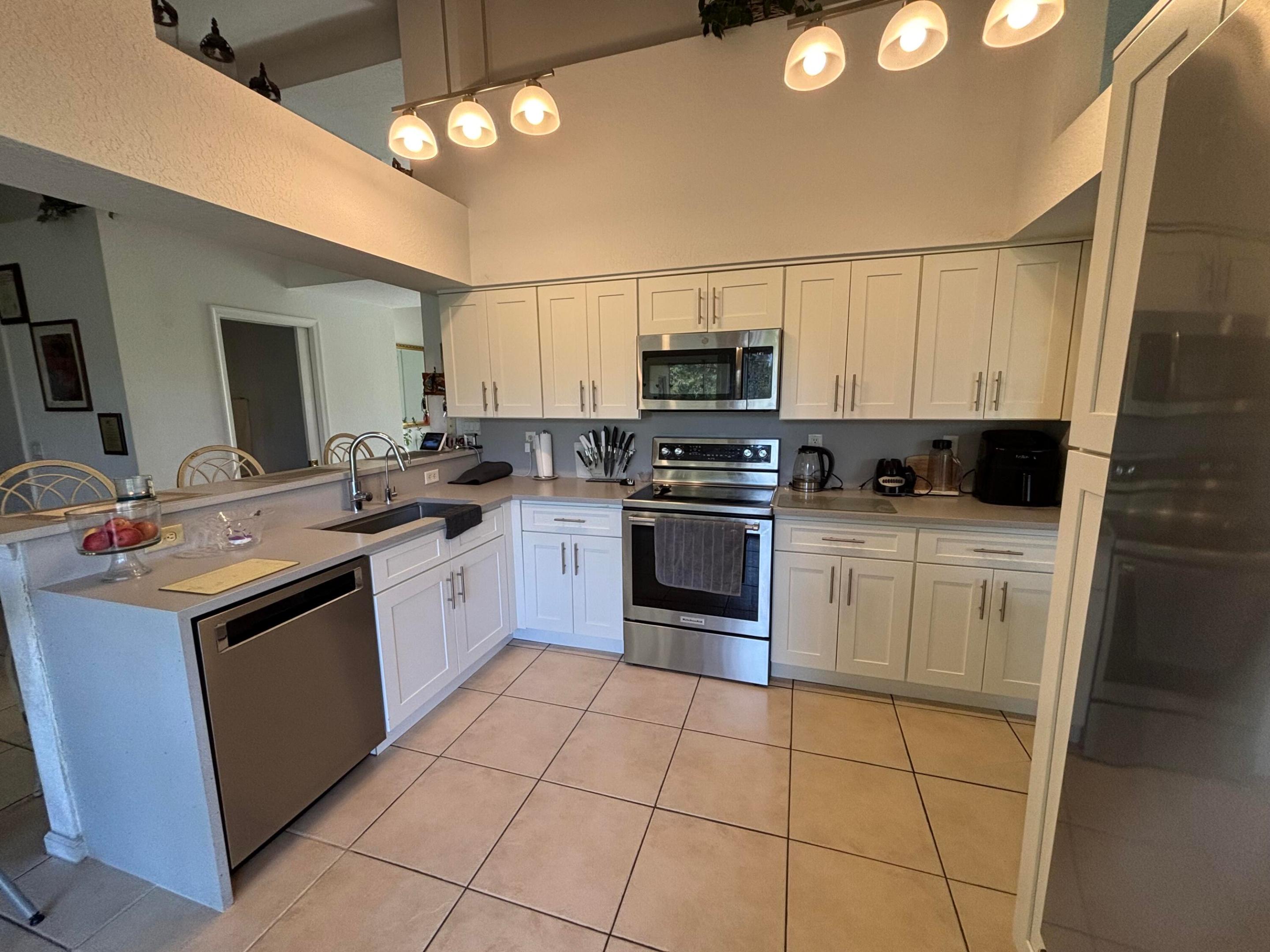 Acreage & Unrec - Residential