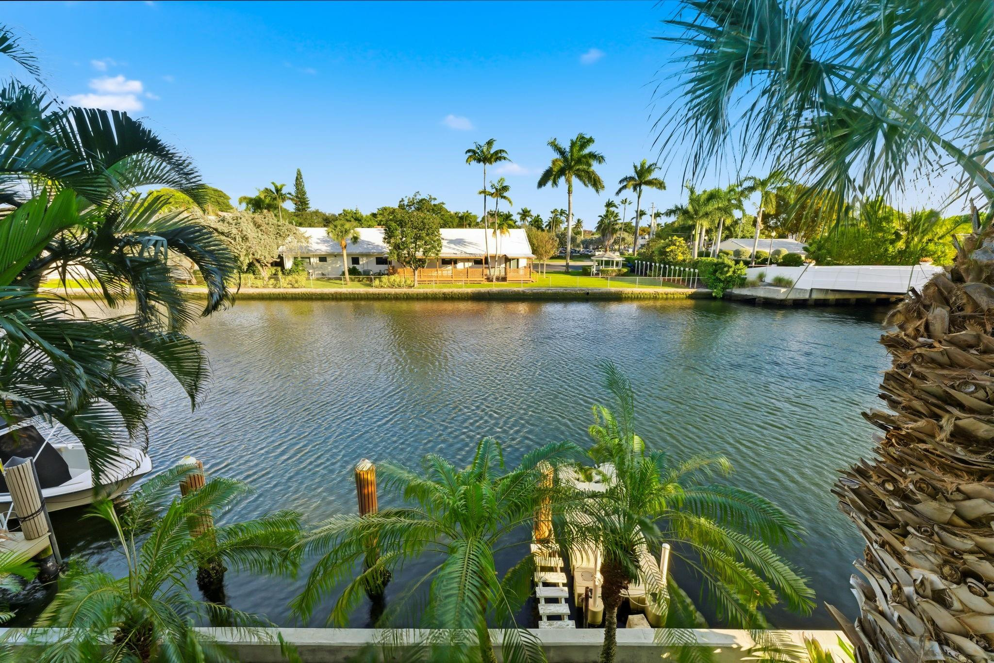 535 Hendricks Isle 208