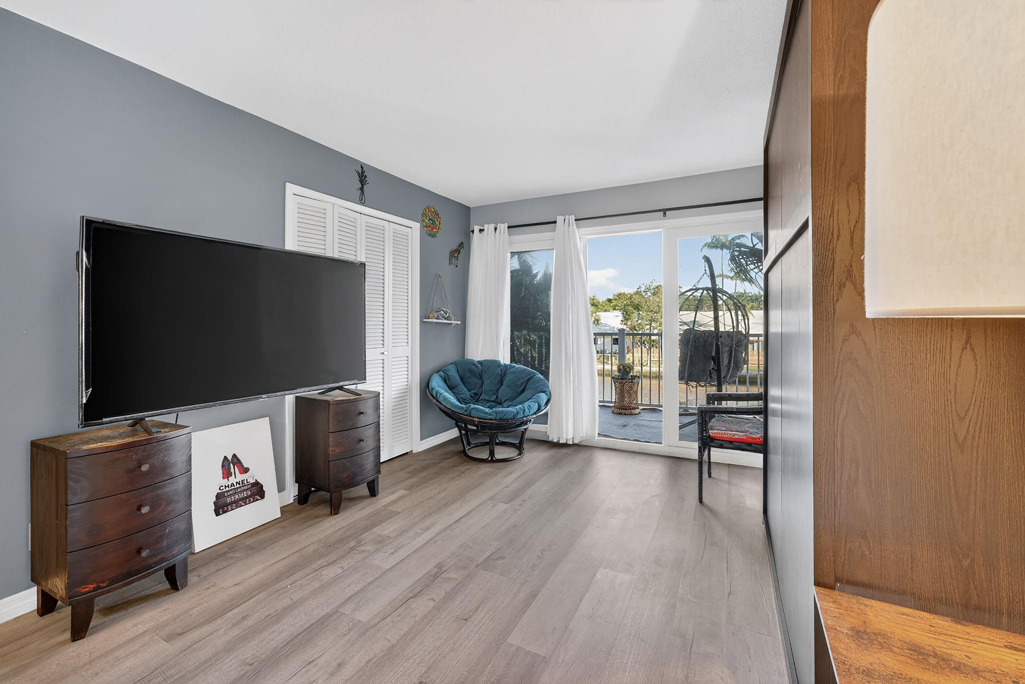 Burton Point Condominium - Residential