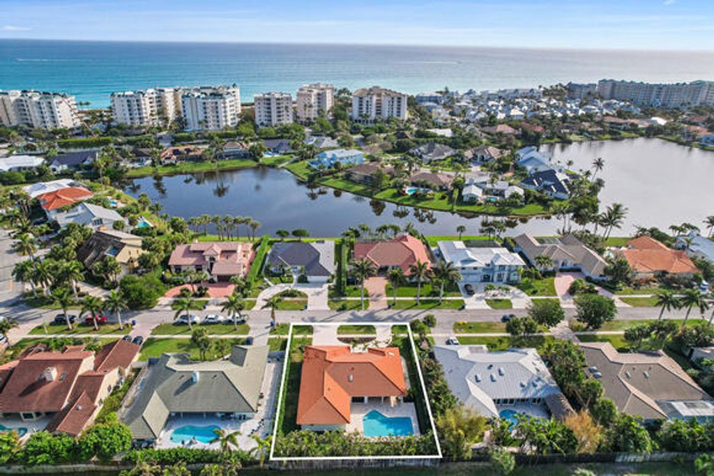 Photo of 127 Pegasus Drive, Jupiter, FL 33477 (MLS # R10983233)