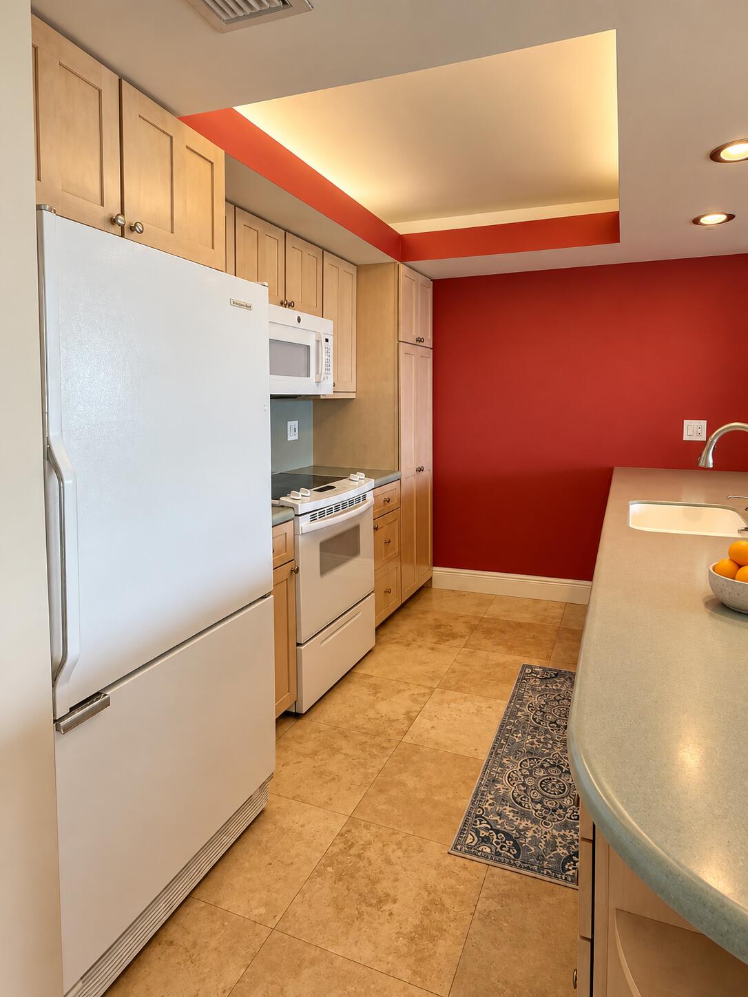 177 OCEAN LANE Drive 402