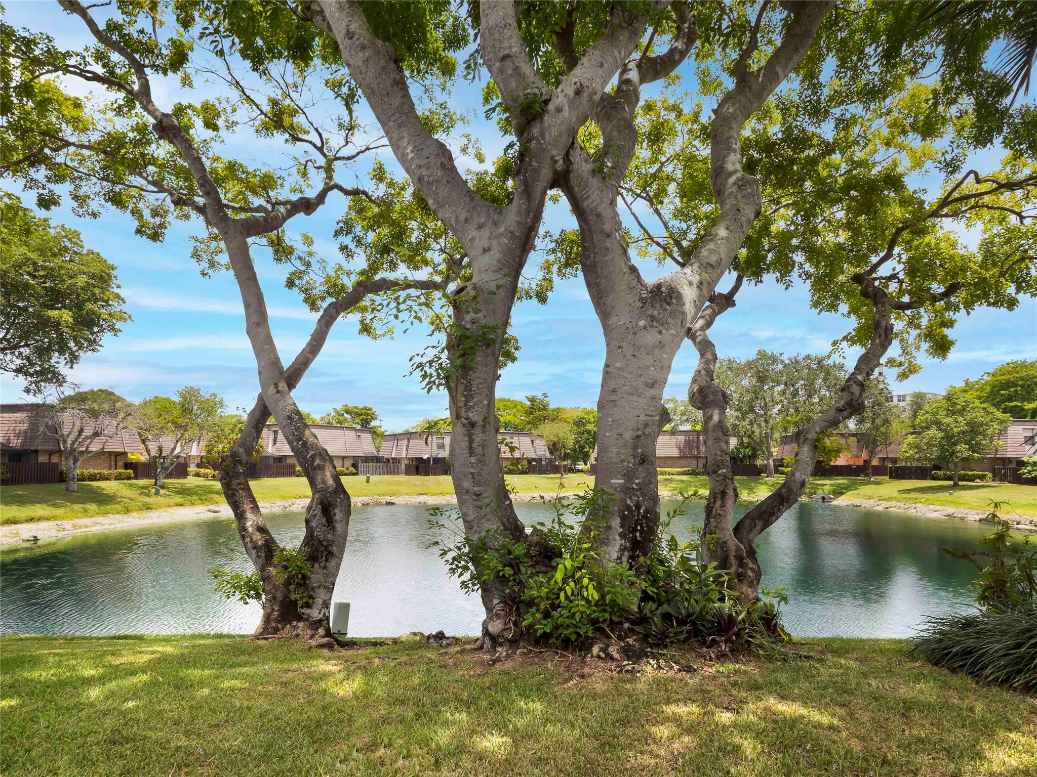 PARKSIDE - Residential