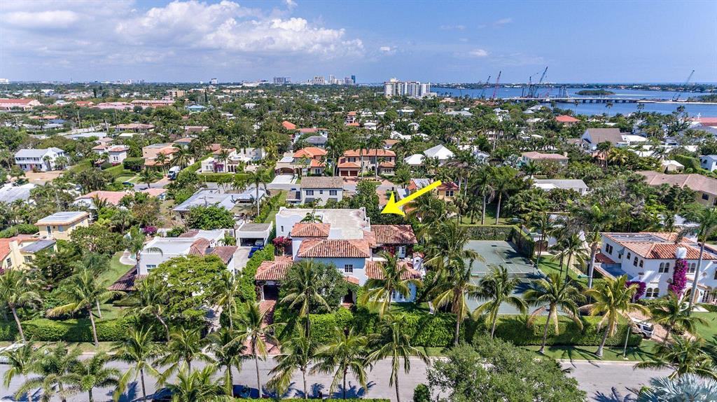 LAKEWOOD - Residential