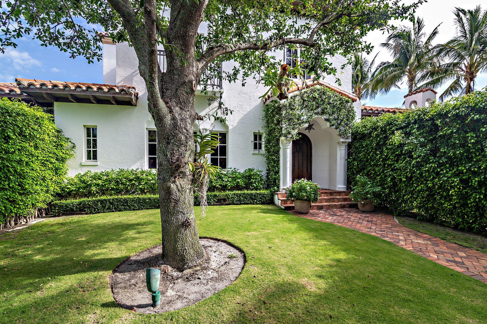 LAKEWOOD - Residential