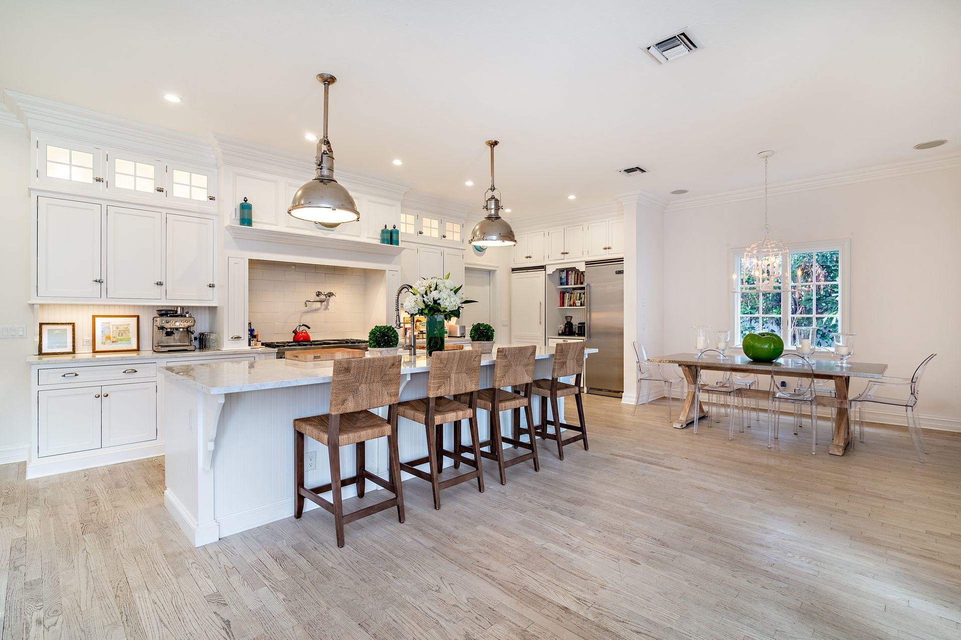 LAKEWOOD - Residential