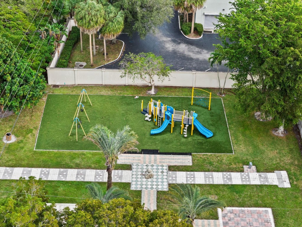 Green Acres 67-31 B - Residential