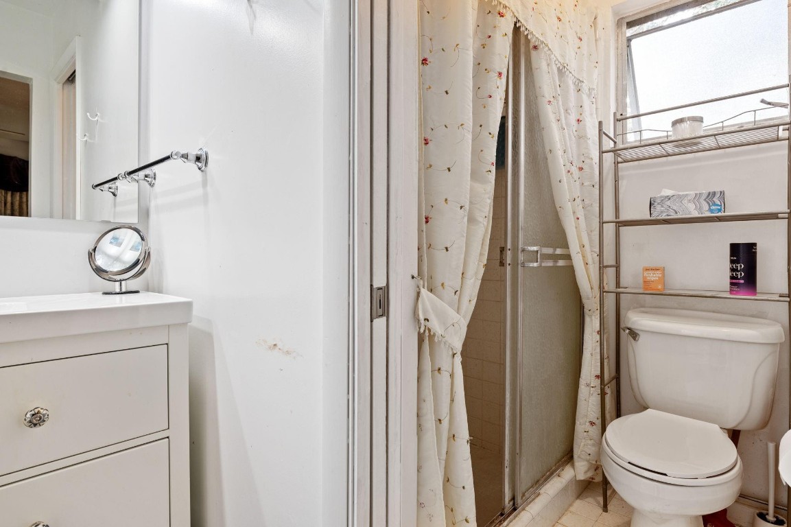 Green Acres 67-31 B - Residential