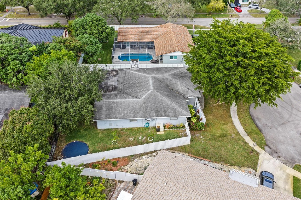 Green Acres 67-31 B - Residential