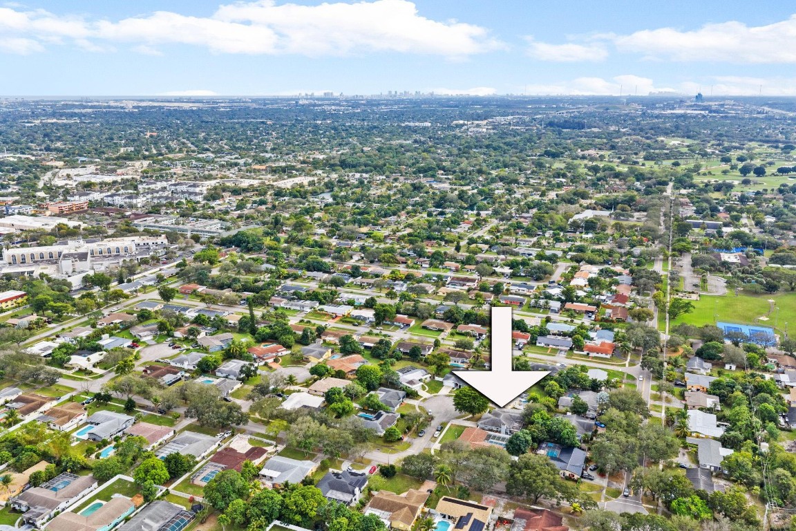 Green Acres 67-31 B - Residential