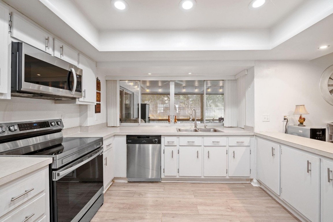 Green Acres 67-31 B - Residential