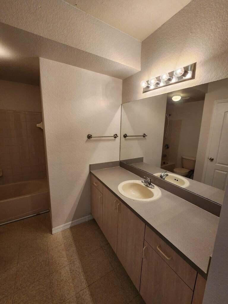 THE BELMONT II AT ST LUCIE WEST, A CONDOMINIUM - Residential Lease