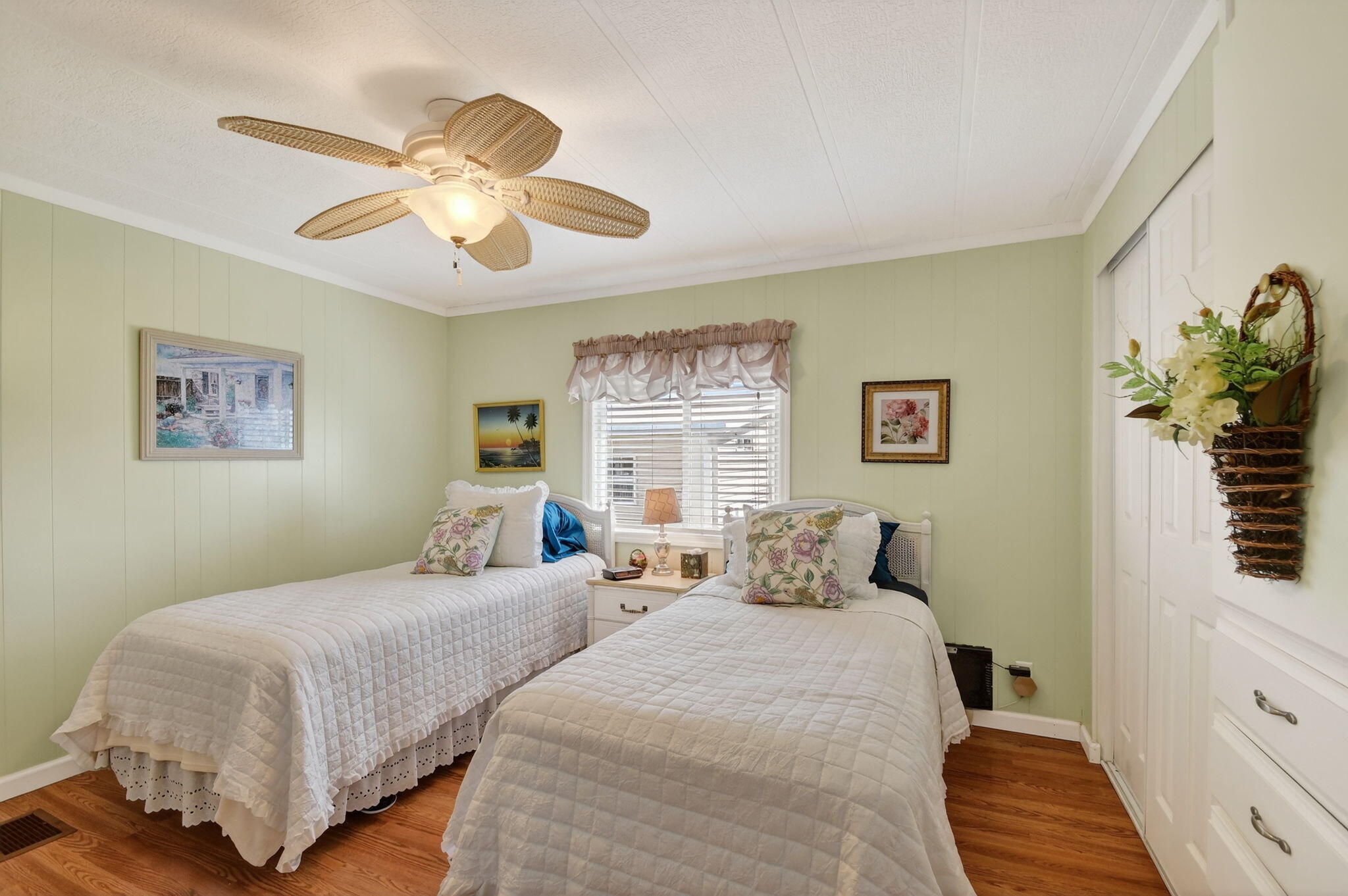 JAMAICA BAY MOBILE HOME CO OP - Residential