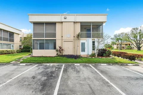94 Burgundy Unit B, Delray Beach, FL 33484 - MLS#: R11048671