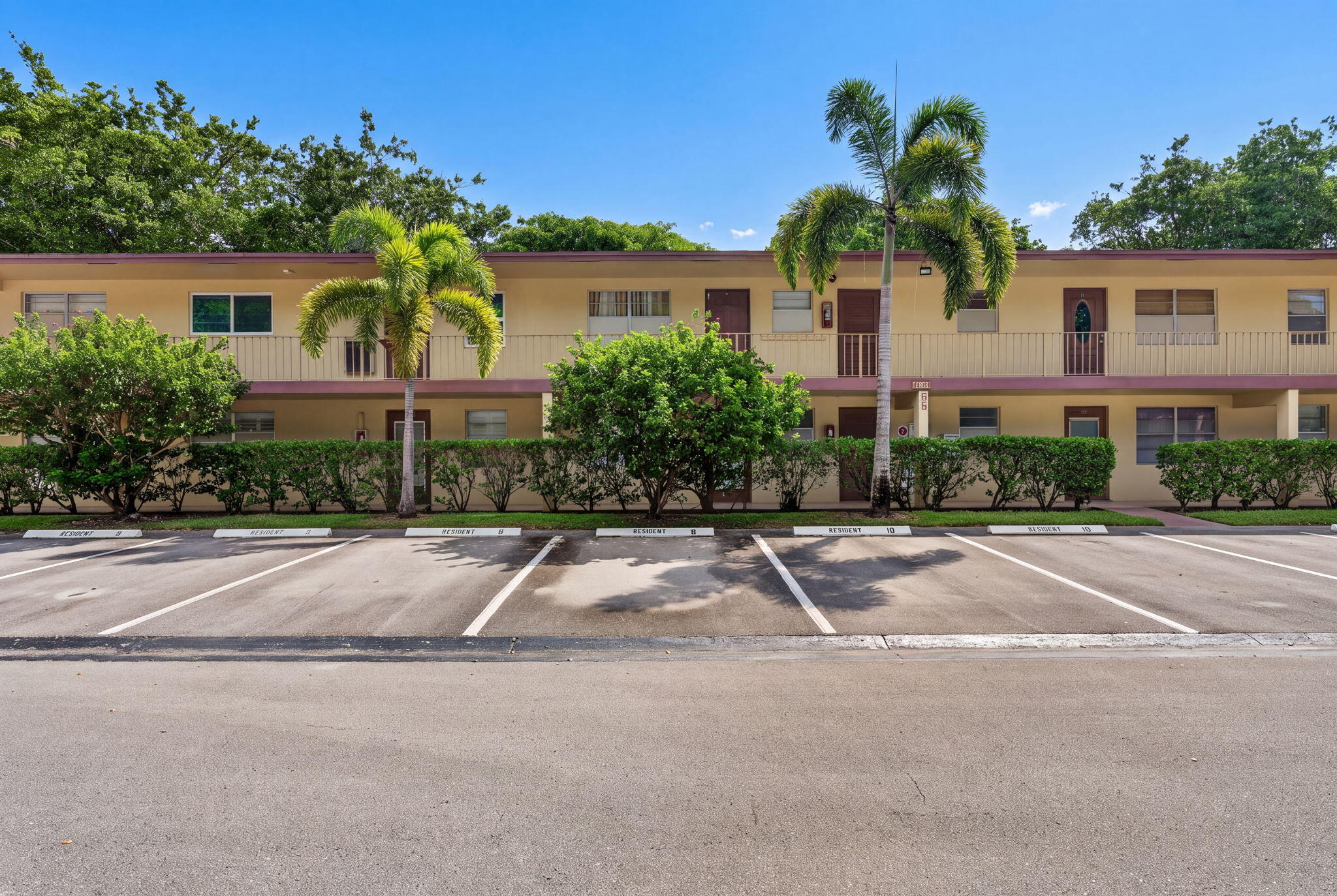 7490 NW 1st Street 104