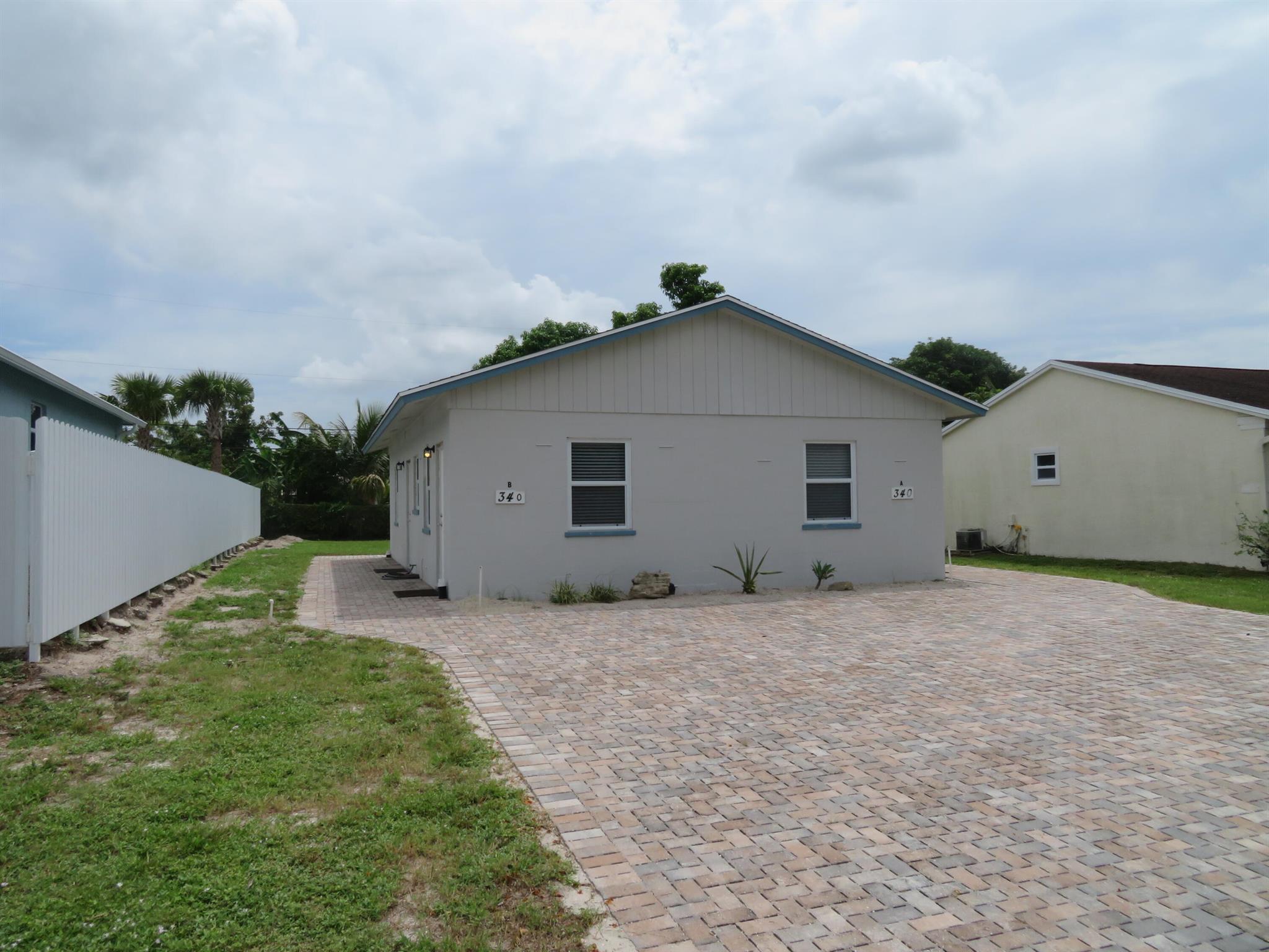 GREENACRES - Residential Lease