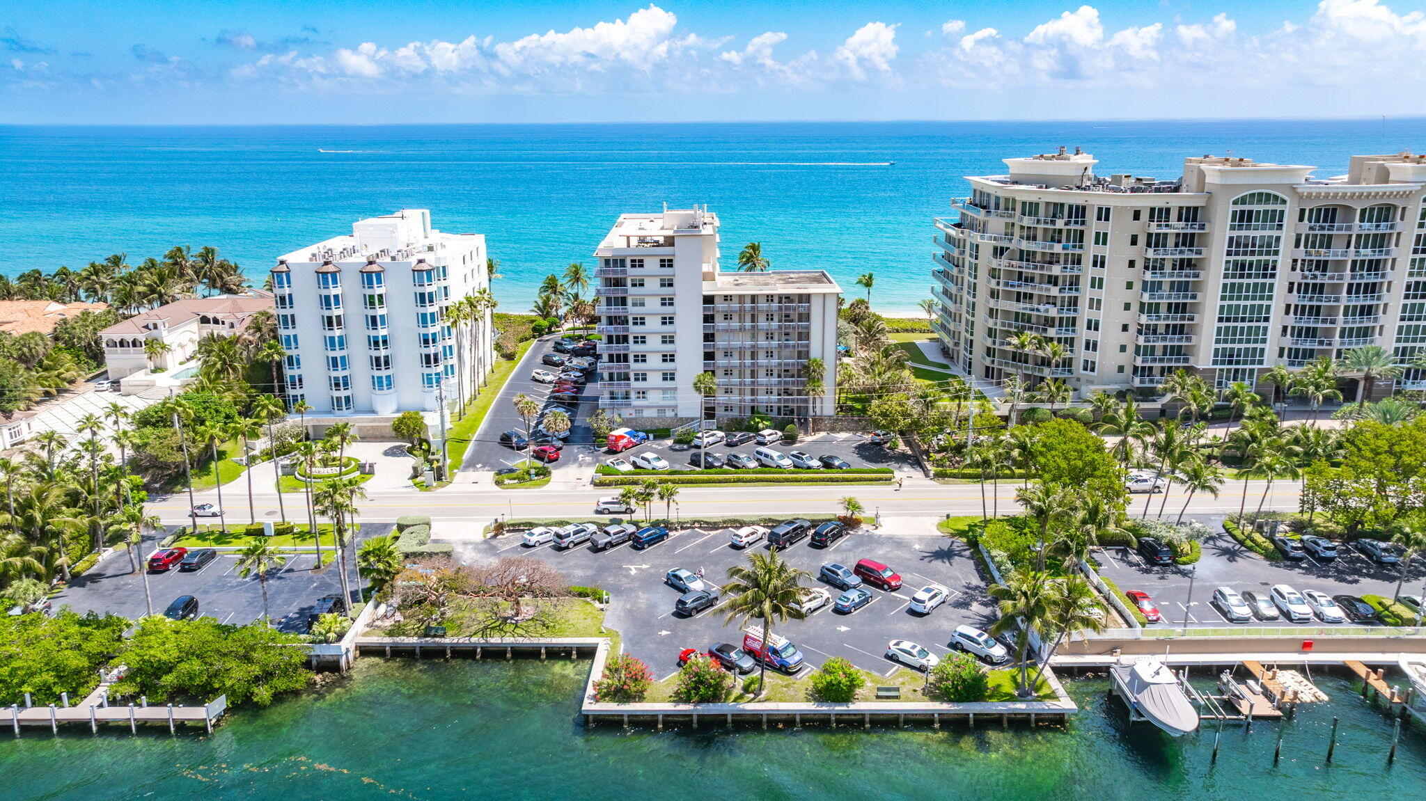 1069 Hillsboro Mile, Unit 705