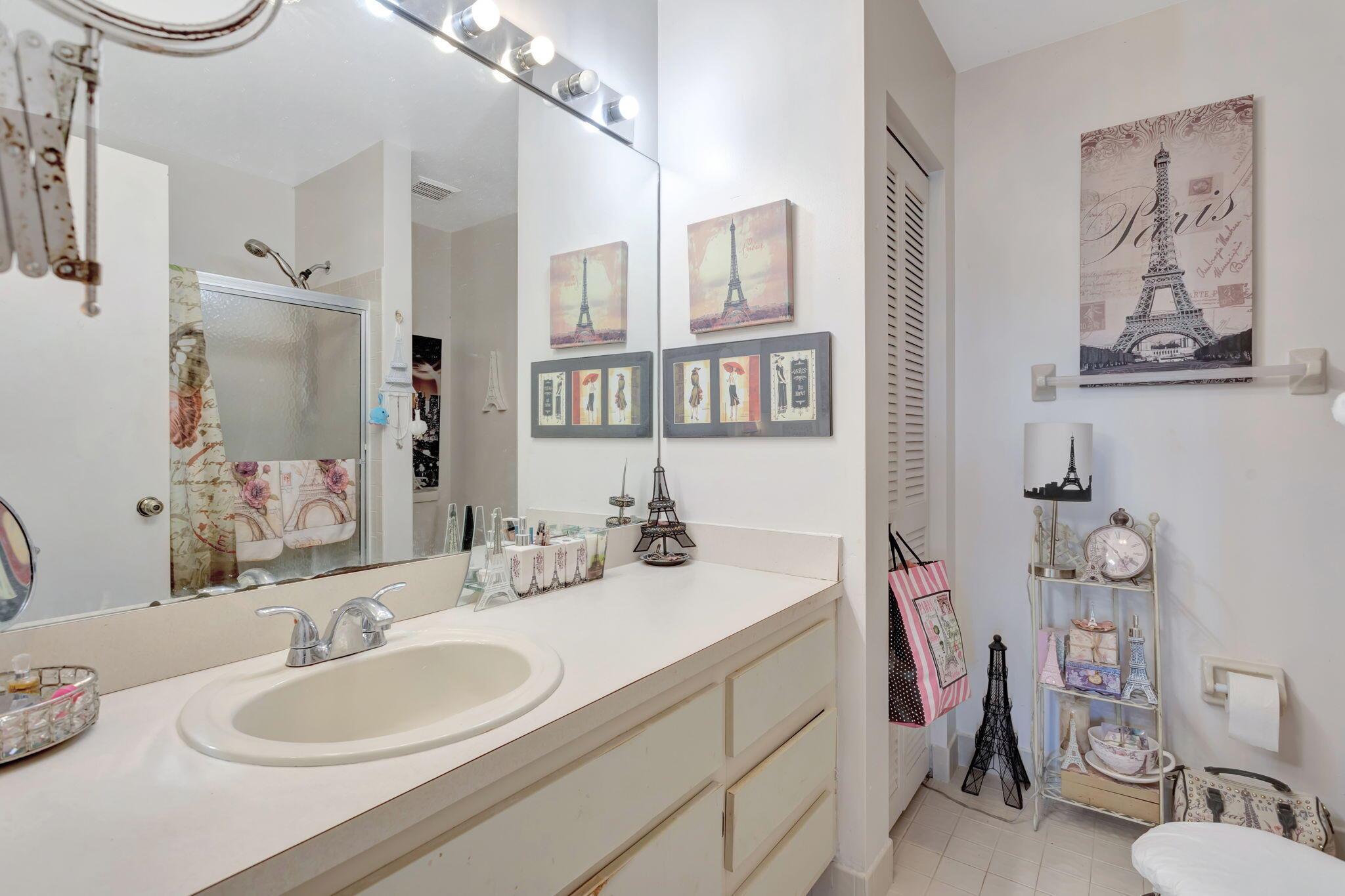 Lake Colony - Residential