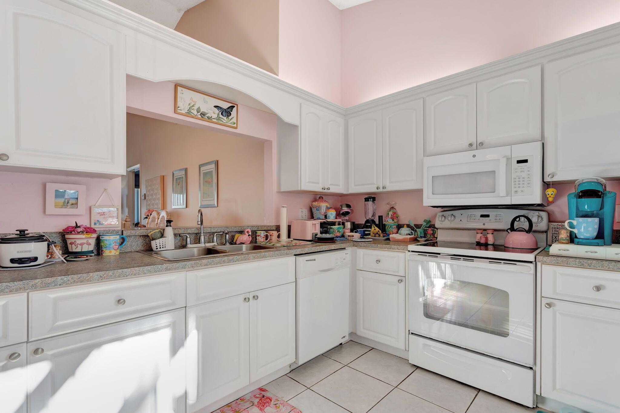 Lake Colony - Residential