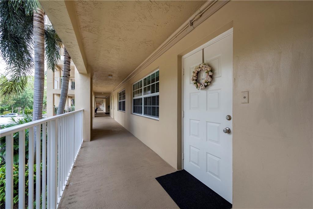 PALM AIRE - Residential