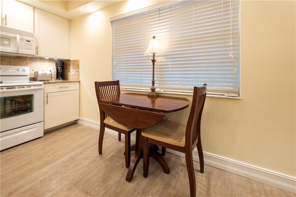 PALM AIRE - Residential