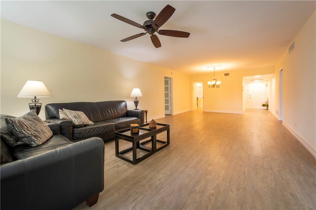 PALM AIRE - Residential