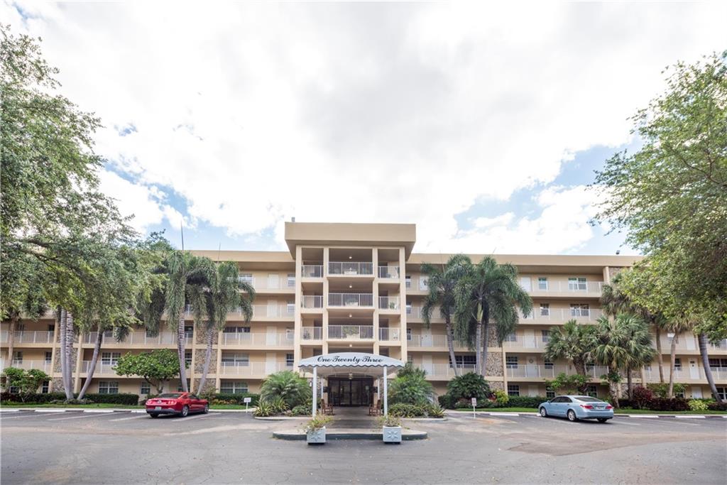 PALM AIRE - Residential