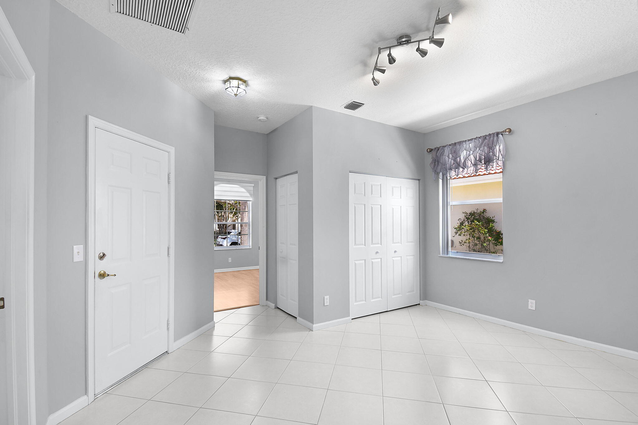 SUMMERFIELD - Residential Lease