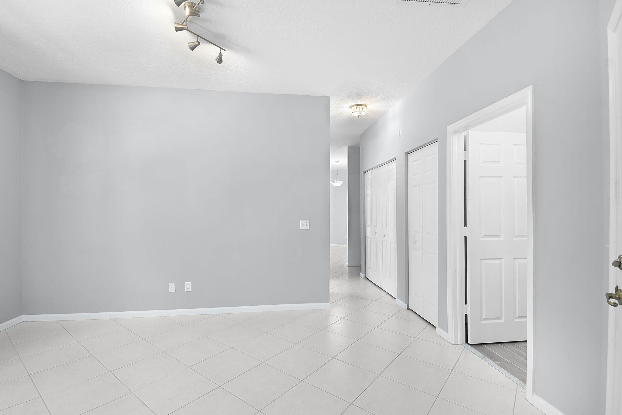 SUMMERFIELD - Residential Lease