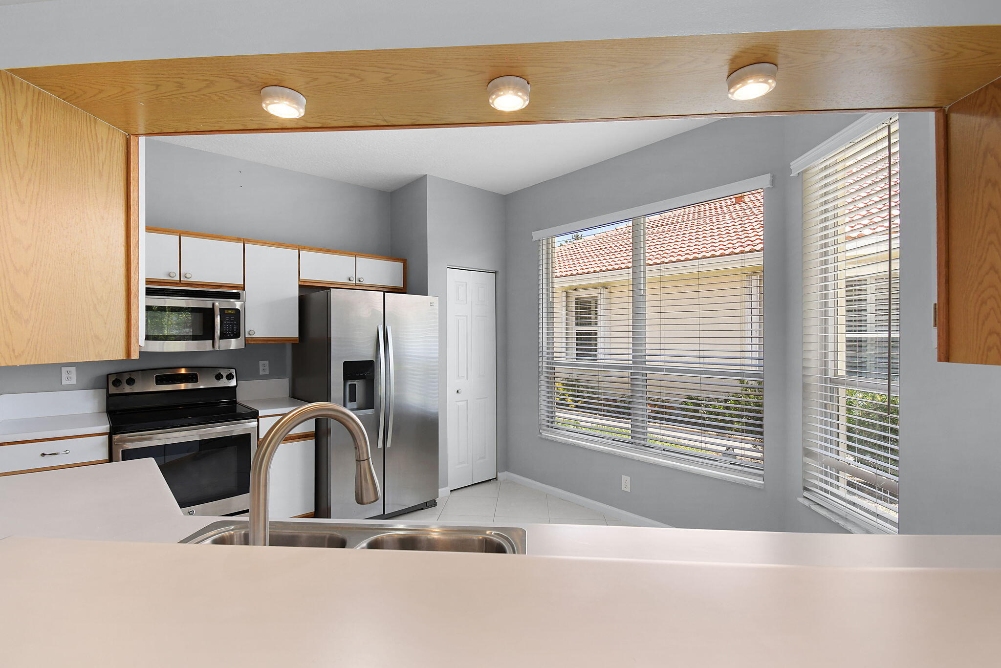 SUMMERFIELD - Residential Lease