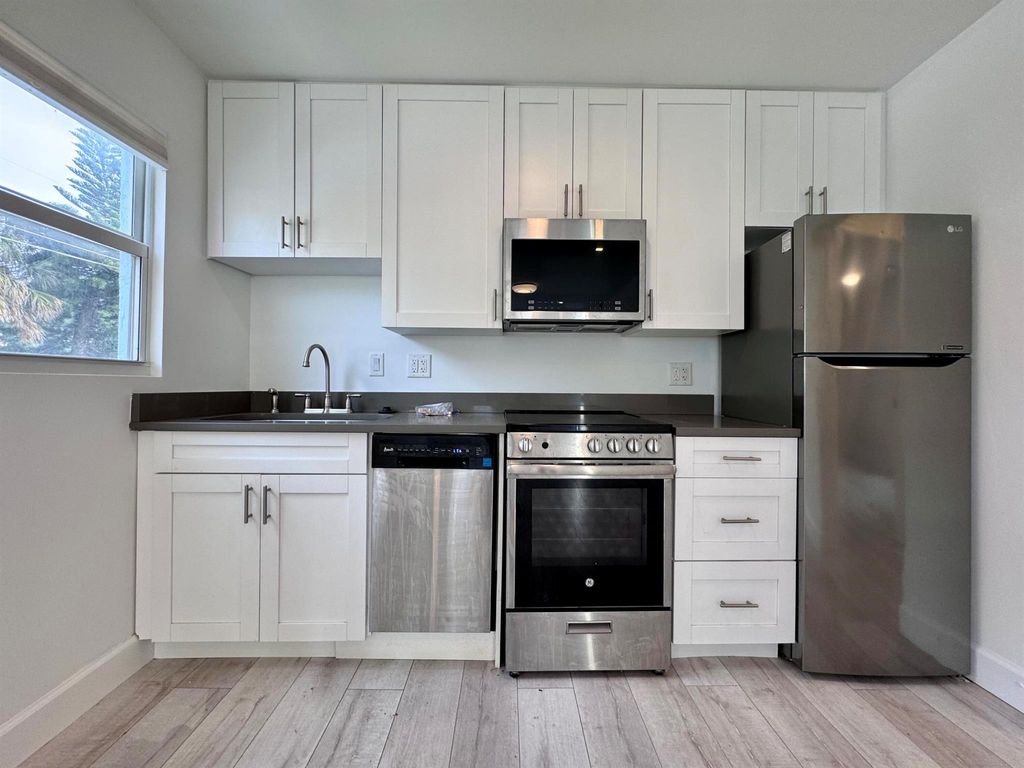 Photo of 102 S K Street #2, Lake Worth Beach, FL 33460 (MLS # R11041363)