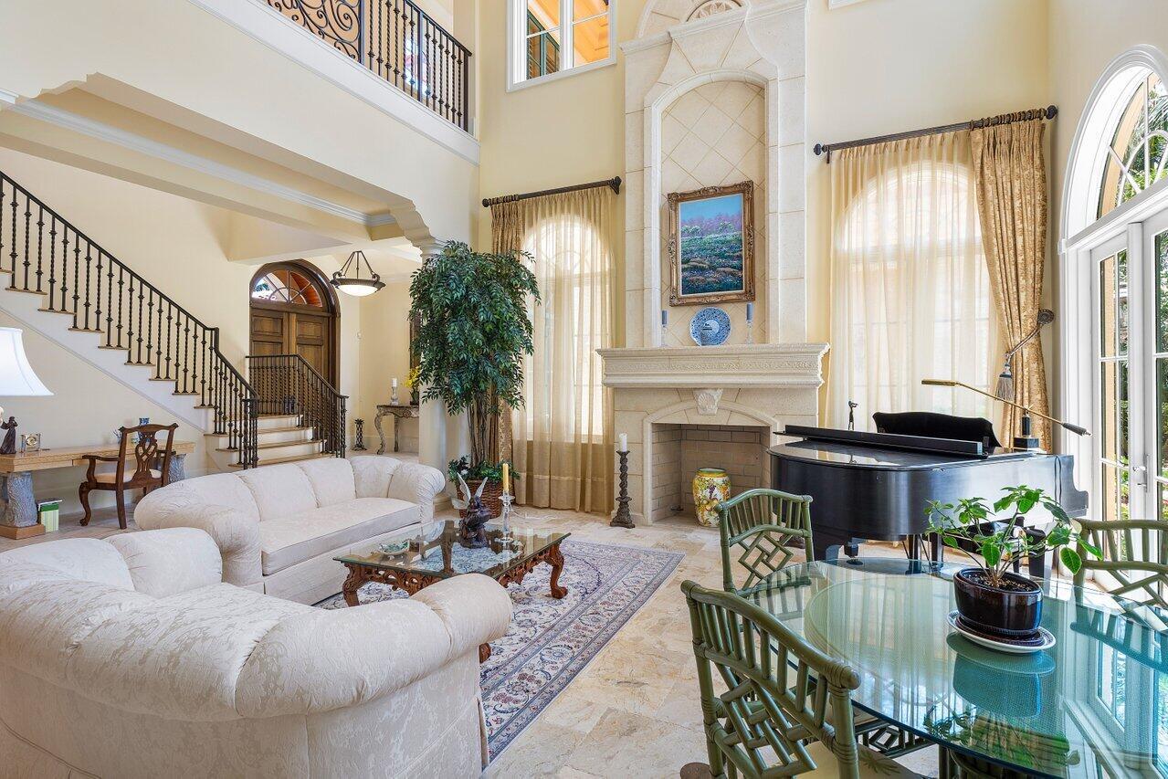 SAILFISH POINT - Residential