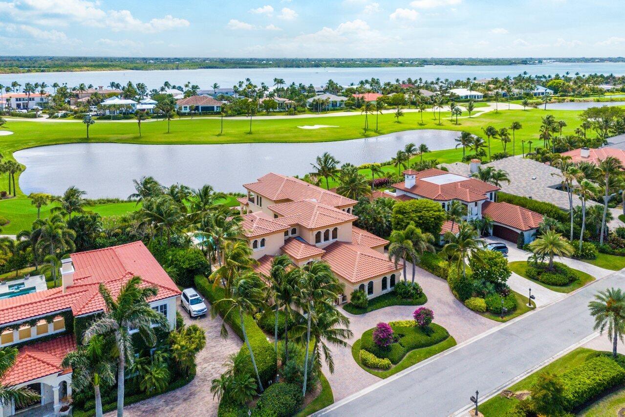 SAILFISH POINT - Residential