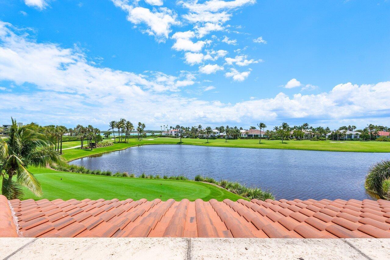 SAILFISH POINT - Residential